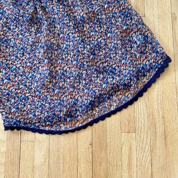 Vanilla Star Floral Tie-Strap Shoulder Lace Cami Top - Smock at Back Size S - Picture 5 of 11